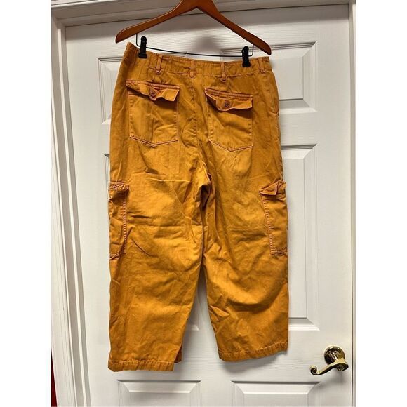Universal Threads Mustard Twill Cargo Pants sz 14 EUC - Picture 1 of 5